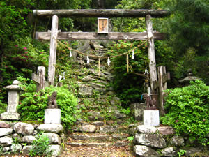 黒尊神社の画像2